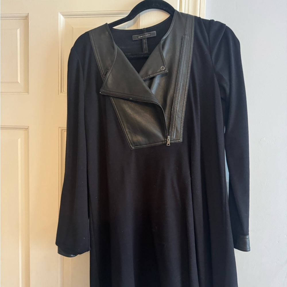 BCBG BLACK DRESS - Picture 2 of 2